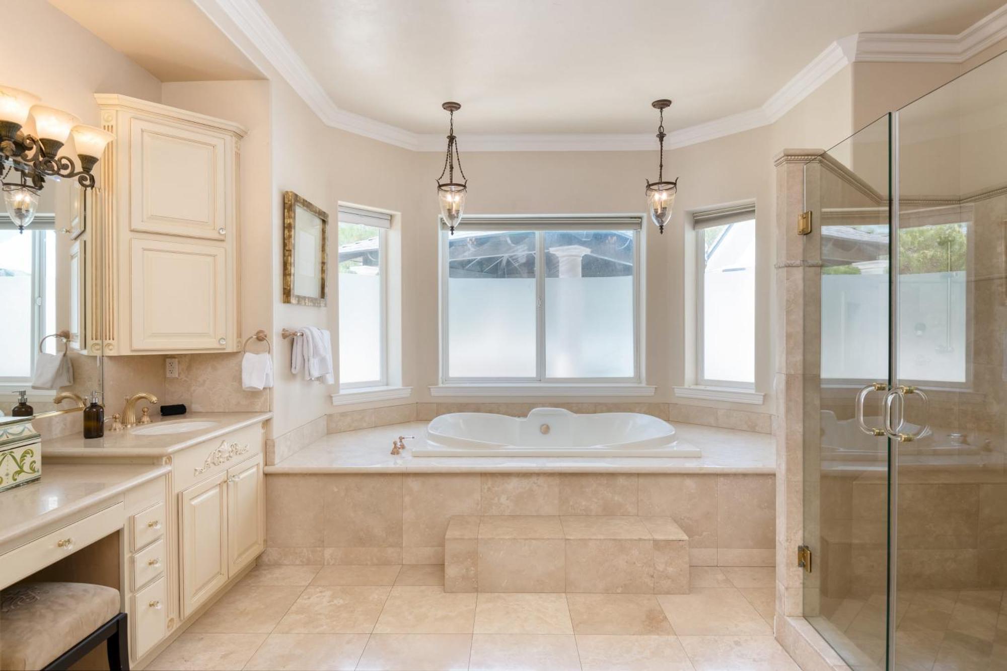 Grand Contento By Avantstay Extraordinary Estate W Pool Hot Tub Movie Room Темекула Екстериор снимка