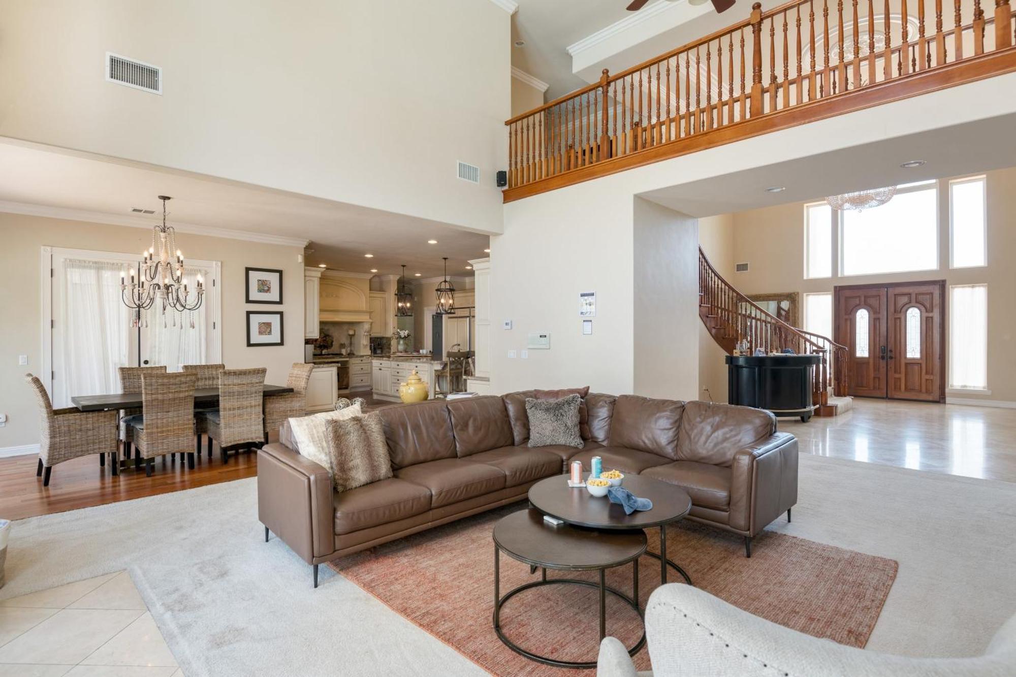 Grand Contento By Avantstay Extraordinary Estate W Pool Hot Tub Movie Room Темекула Екстериор снимка